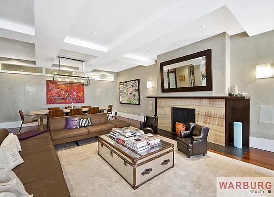 Sold by Warburg | media 17