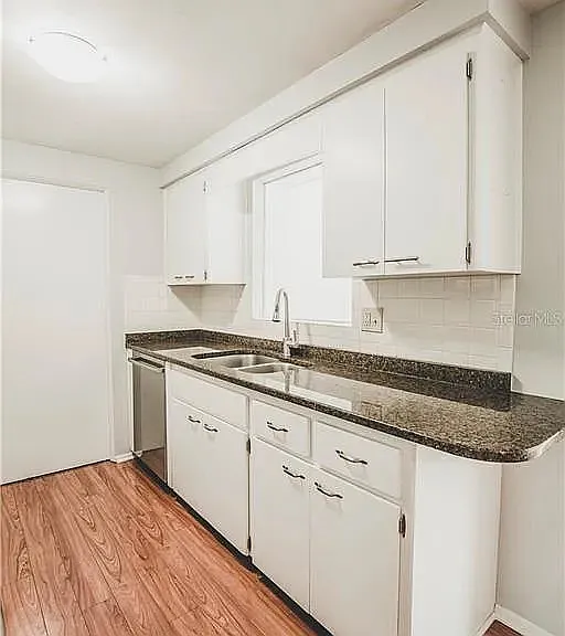 3411 Salem Ave — Photo 4