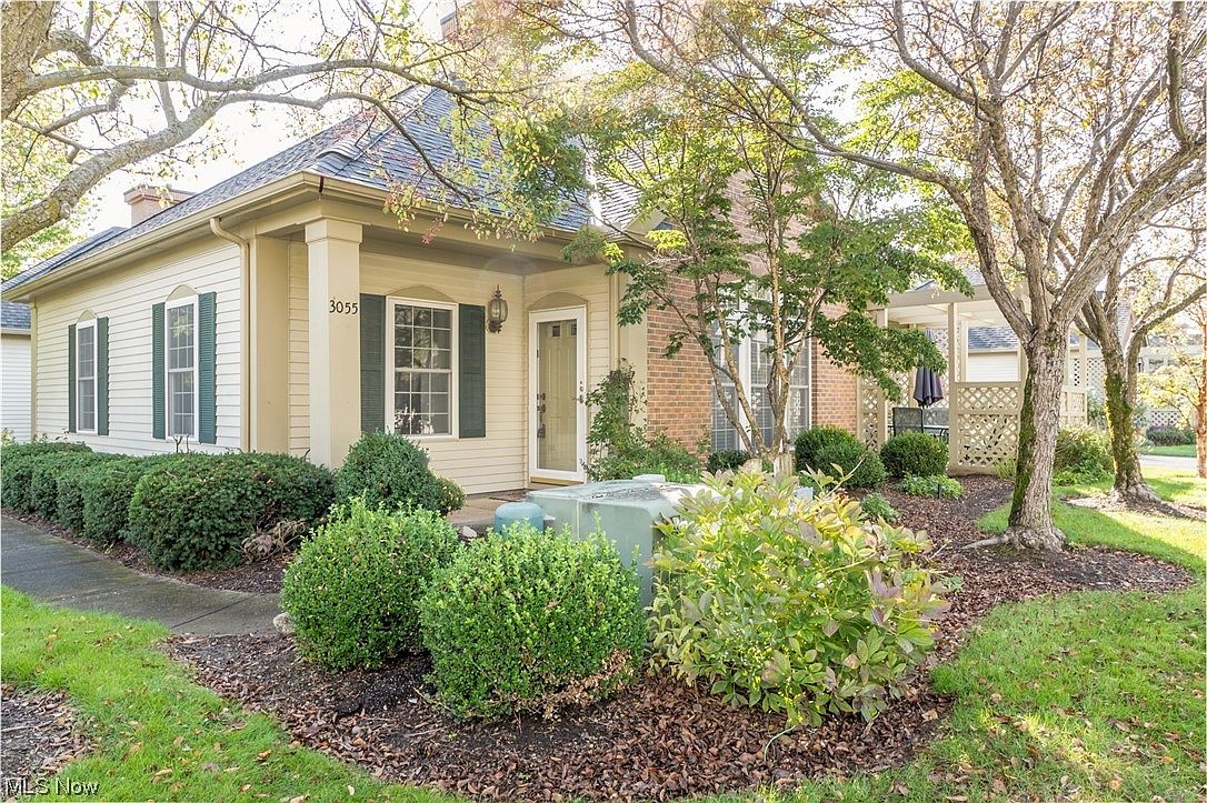 3055 Village Green Dr, Westlake, OH 44145 Zillow