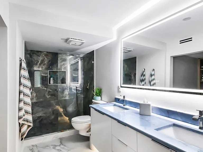 44 Yacht Club Dr #611 — Photo 14