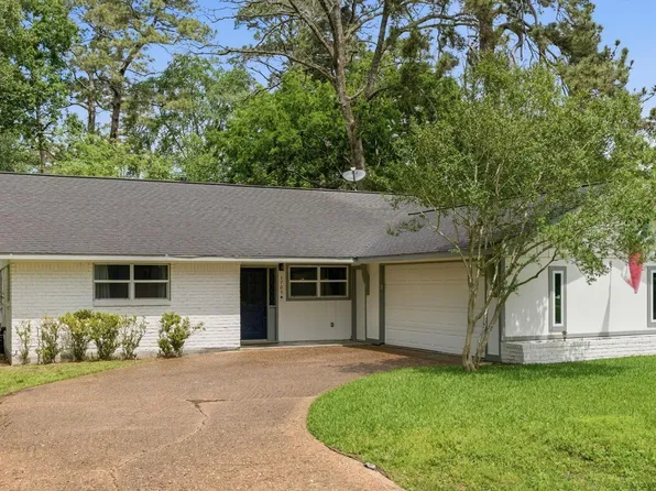 1705 Shady Oaks Dr, Conroe, TX 77301