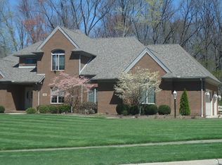 1123 Ashwood Rd, Akron, OH 44312