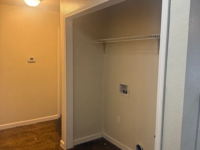 407 E Allen Ave #2 — Photo 6