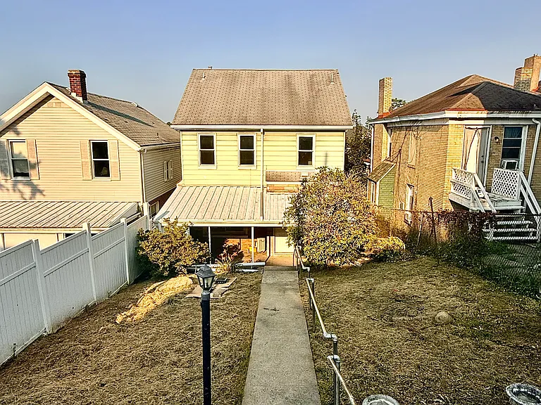 421 Hays Ave — Photo 14