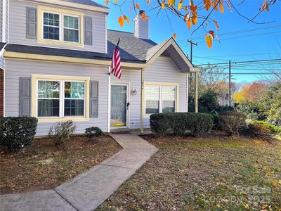3854 Mosscroft Ln, Charlotte, NC, 28215