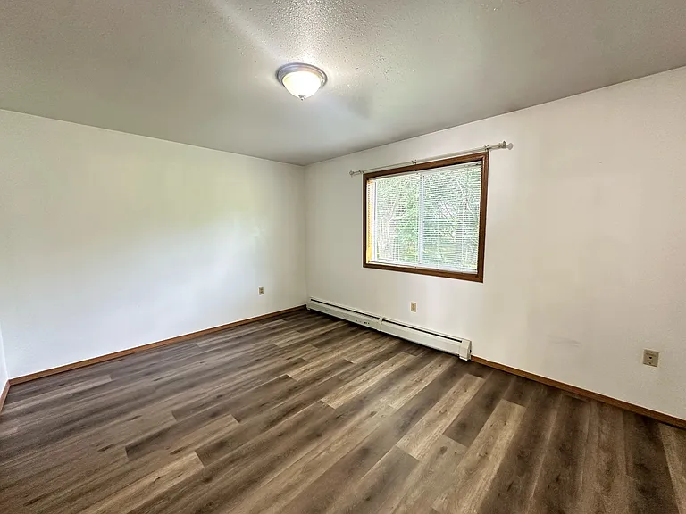 317 Crestview Ln #B — Photo 20
