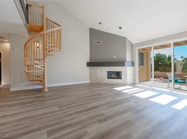 8185 Round Hills Cir, Las Vegas, NV 89113