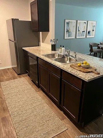 3 bed, 2.0 bath, 1151 sqft, $1,500 — Photo 3