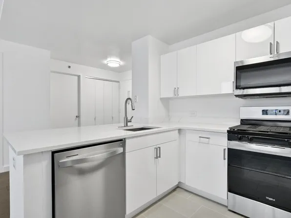 111 Worth Street image 3 of 32