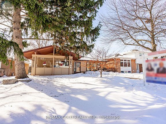 2nd image of 29 Chesterfield Rd