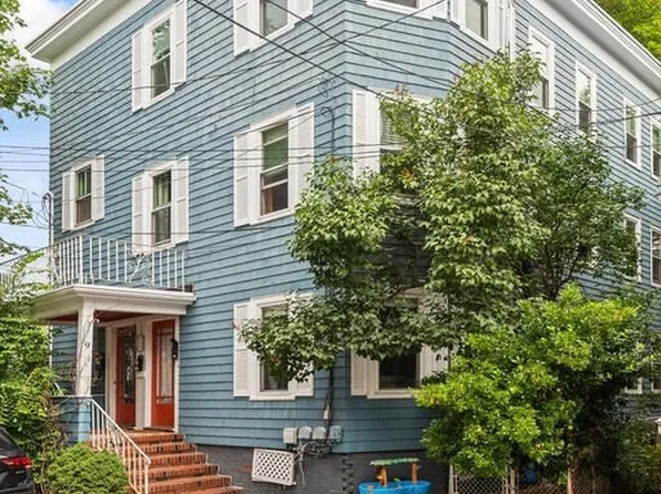 9 Gilson Ter #3, Somerville, MA 02143