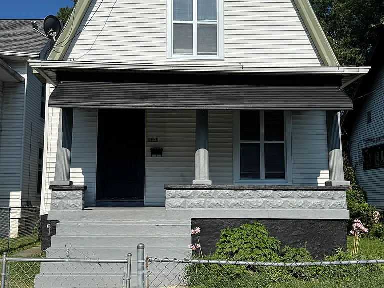 632 S 36th St — Photo 1