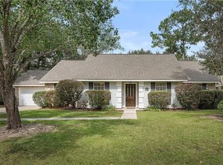 1225 Sycamore Pl, Mandeville, LA 70448