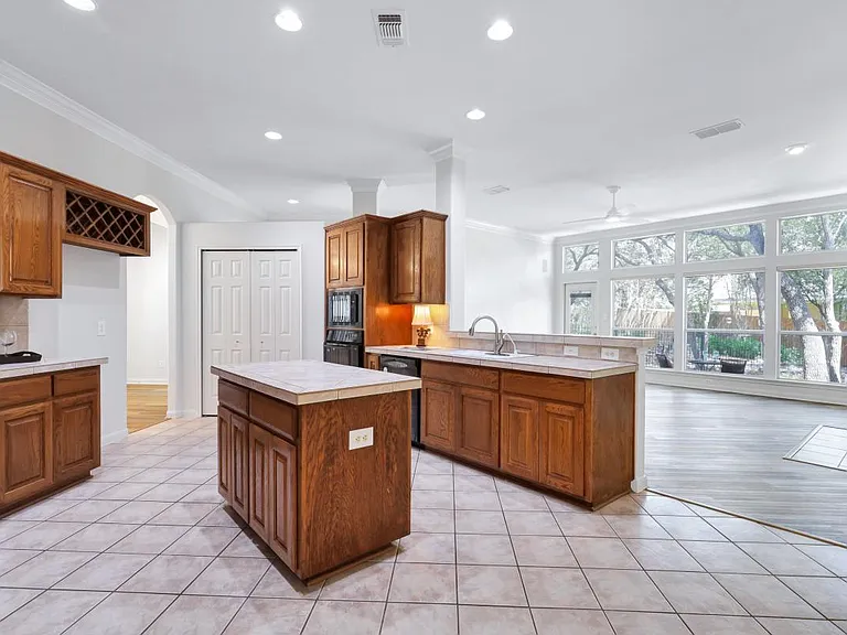 26 Silverhorn Dr — Photo 15
