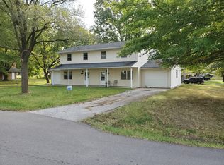 4825 Meadow Lark Ln #B, Columbia, MO 65201