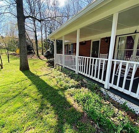 2nd image of 4744 Kings Ct