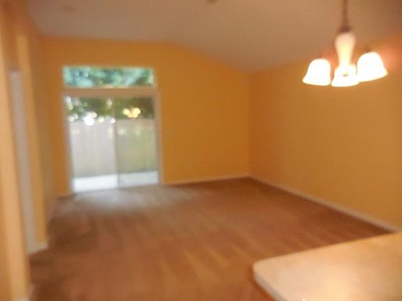 3rd image of 4483 Campus Hills Cir