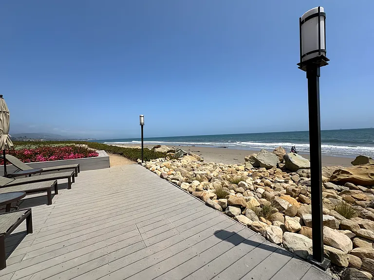 1380 Plaza De Pacifica — Photo 24