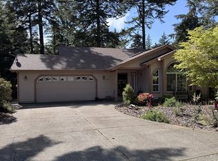 2192 13th St, Florence, OR 97439