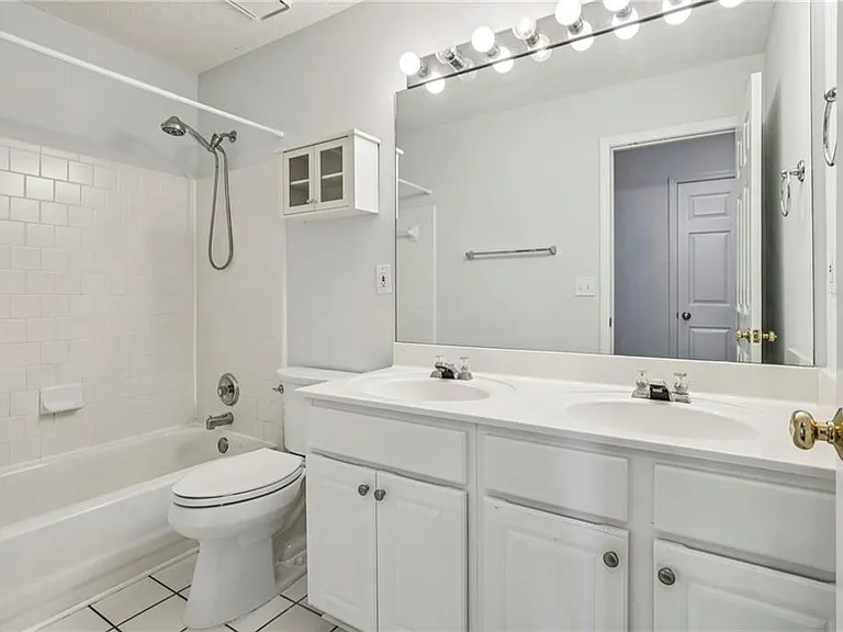 615 Tammany Pointe — Photo 12