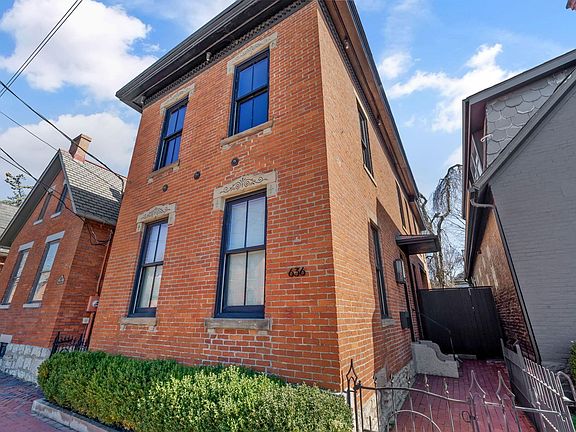 3rd image of 636 Mohawk St