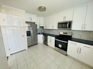 1902 Raspberry Ct #1902, Edison, NJ 08817