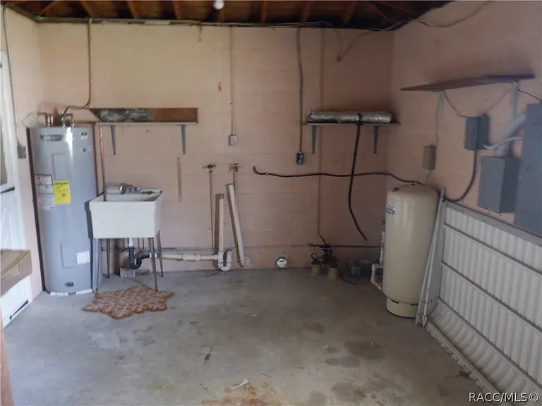 3415 S Diamond Ave — Photo 8