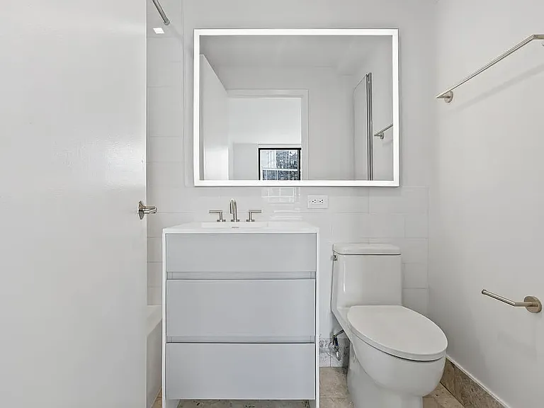 75 W End Ave #S16J — Photo 17
