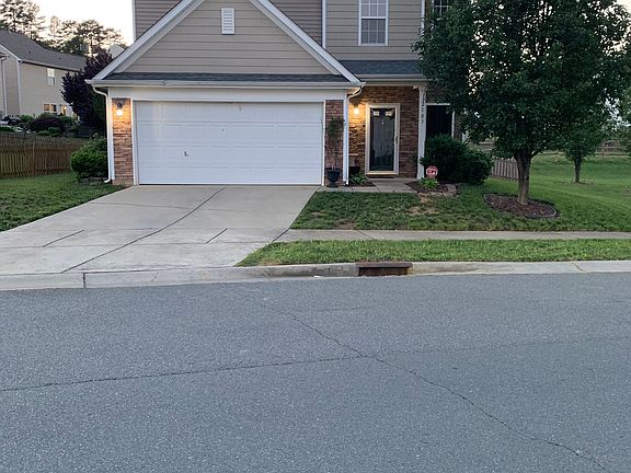 2 Car Garage