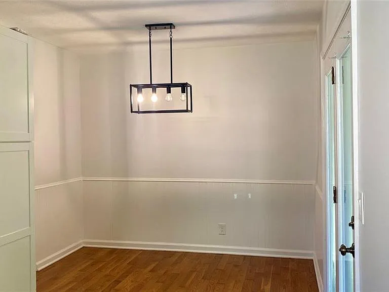 1807 Merry Oak Rd SW — Photo 8