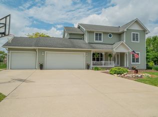 810 White Tail Ct, Greentown, IN 46936