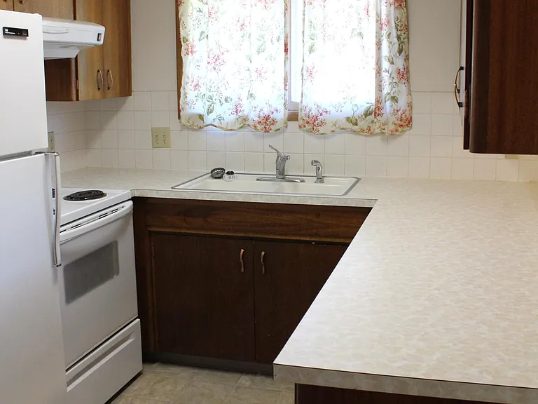 1335 NW Kenny Dr — Photo 5