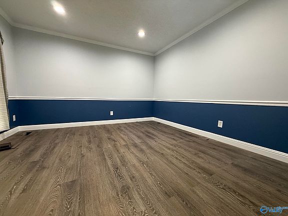2nd image of 1208 Randall St