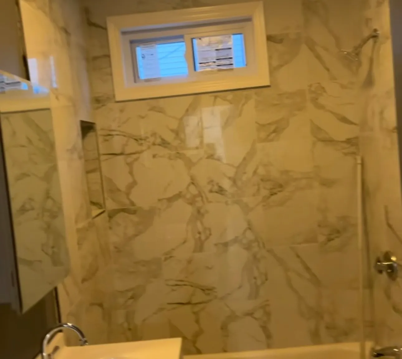 2 bed, 1008 sqft, $1,700 — Photo 3