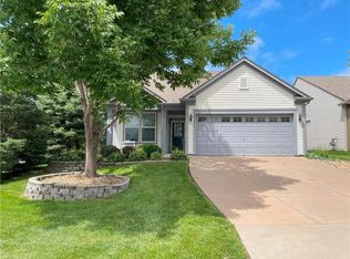 23424 W 90th Ter, Lenexa, KS 66227