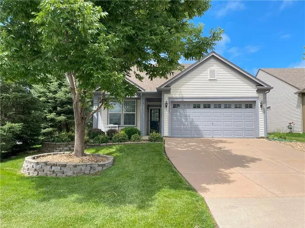 23424 W 90th Ter, Lenexa, KS 66227