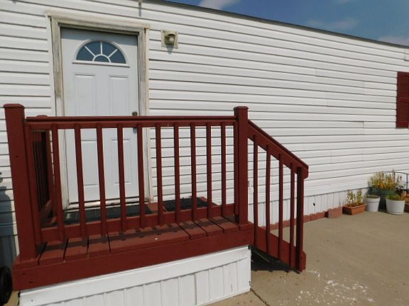 5th image of 709 Wilderness Ct