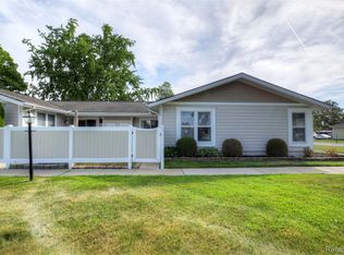 22727 Cortes St, Novi, MI 48375