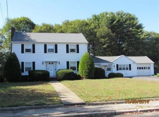 237 Crescent St, Rockland, MA 02370