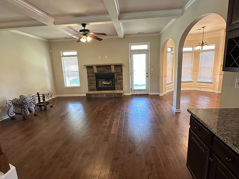852 Nevis Way — Photo 5
