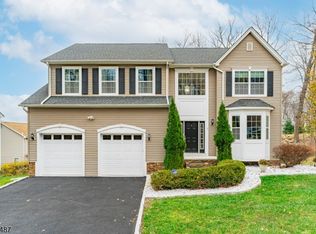 3 Marble Ln, Randolph Twp., NJ 07869