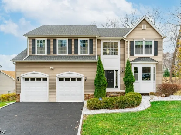 3 Marble Ln, Randolph Twp., NJ 07869