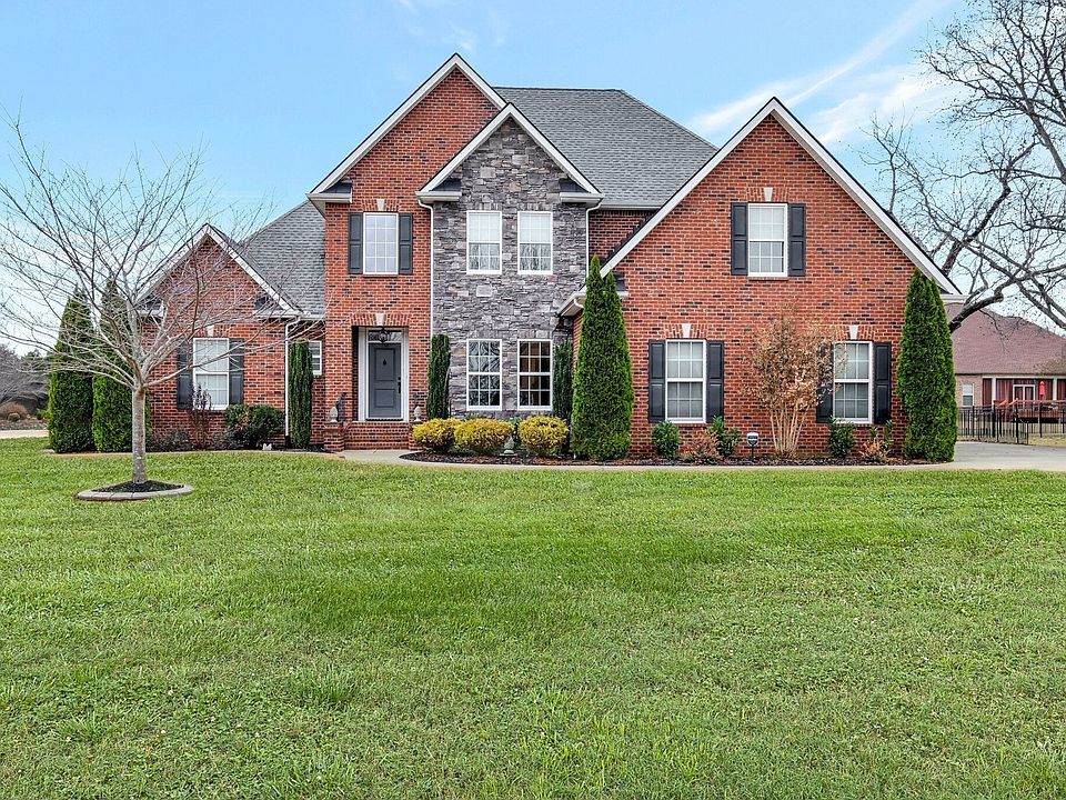 1st image of 4223 Thoroughbred Ln