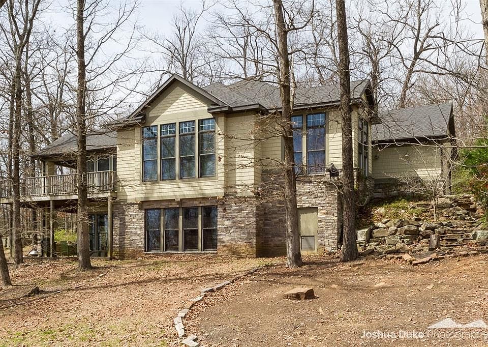 1st image of 83 N. Kestrel Dr.