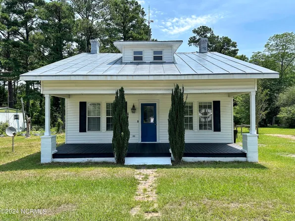 8415 Nc Highway 306 S, Arapahoe, NC 28510