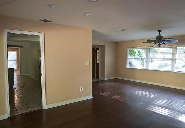 1722 SW 81st Ter — Photo 7