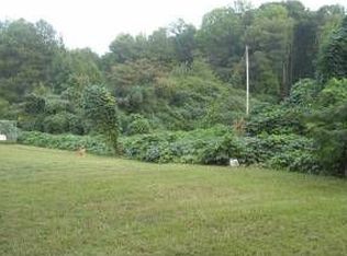 340 Bladenburg Rd, Carrollton, GA 30116