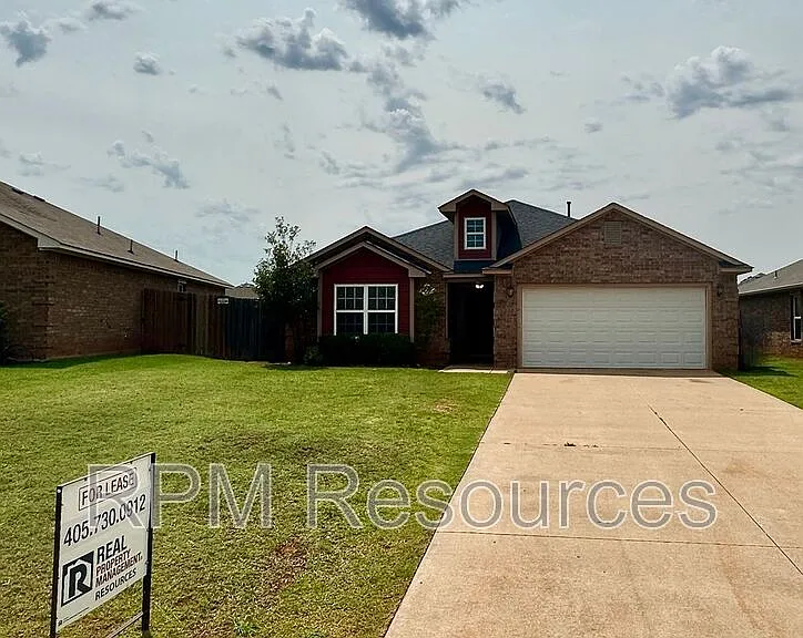 2705 Sugar Pine Dr — Photo 1