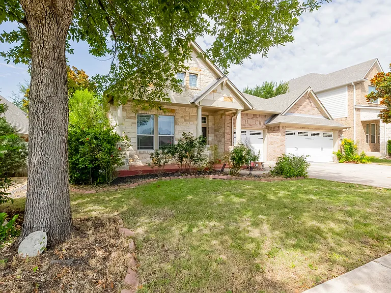 116 Azimuth Dr — Photo 17