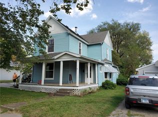 612 S 14th St #2, Mattoon, IL 61938